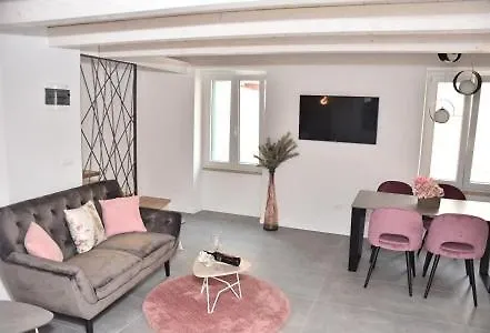 Apartament Hidden Paradise *